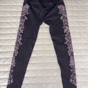 Kids Floral Print Leggings - Black and Pink
